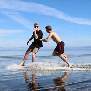 Meet your Posher, Jaco